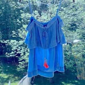 Lilly Pulitzer top with gorge tassel detail